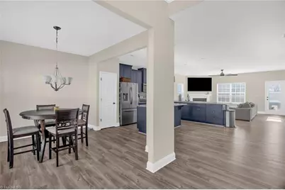 573 Mahogany Drive, Thomasville, NC 27360 - Photo 7