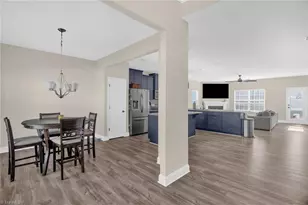 573 Mahogany Dr, Thomasville, NC 27360 - Photo 7