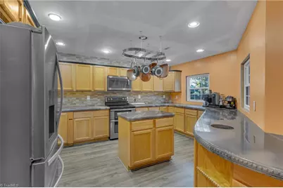 677 Kennedy Country Drive, Asheboro, NC 27205 - Photo 7