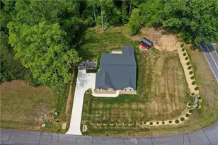 1020 Nauvoo Ridge Dr, Tobaccoville, NC 27050 - Photo 17