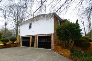 101 Shady Oak Ct, Clemmons, NC 27012 - Photo 3