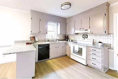 101 Shady Oak Court, Clemmons, NC 27012 - Photo 5