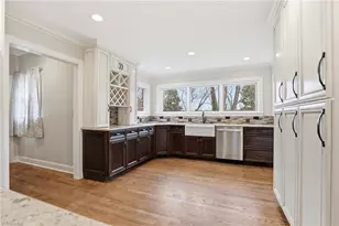 2027 Fairview Cir, Wilkesboro, NC 28697 - Photo 3