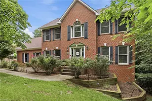 2027 Fairview Cir, Wilkesboro, NC 28697 - Photo 1