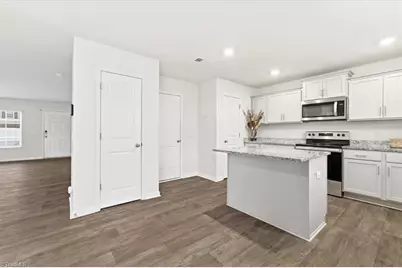 4556 Heatherly Road, Winston-Salem, NC 27105 - Photo 11