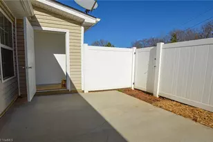 3109 Hyde Pl Cir, Winston-Salem, NC 27103 - Photo 23