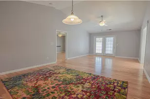 3109 Hyde Pl Cir, Winston-Salem, NC 27103 - Photo 9