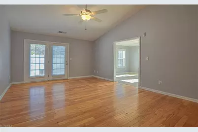 3109 Hyde Place Circle, Winston-Salem, NC 27103 - Photo 9