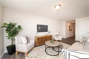 1682 Little Creek Cir, Winston-Salem, NC 27103 - Photo 9