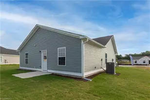 1682 Little Creek Cir, Winston-Salem, NC 27103 - Photo 5