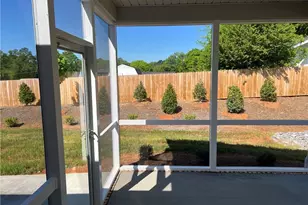 4246 Quartersaw Ln, Clemmons, NC 27012 - Photo 15