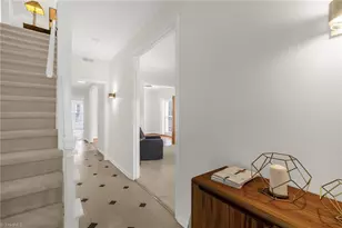 31 Fountain Manor Dr, Greensboro, NC 27405 - Photo 7