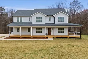 1140 Shelton Rd, Yadkinville, NC 27055 - Photo 3