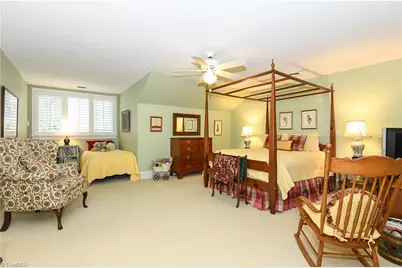 4 Sommerton Court, Greensboro, NC 27408 - Photo 31