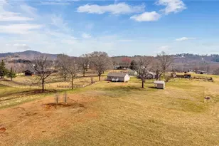 155 Jays Meadow Ln, Purlear, NC 28665 - Photo 27