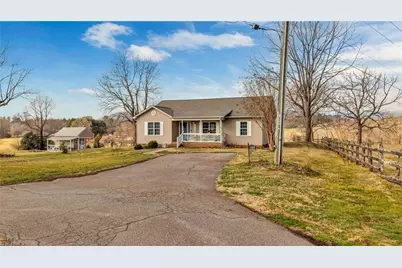 155 Jays Meadow Lane, Purlear, NC 28665 - Photo 5