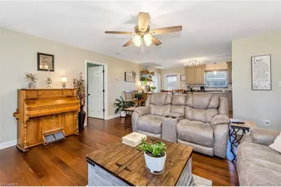 155 Jays Meadow Lane, Purlear, NC 28665 - Photo 7