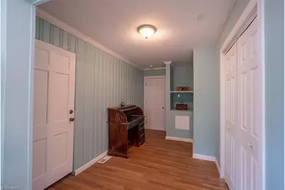 1916 New Garden Road, Greensboro, NC 27410 - Photo 27