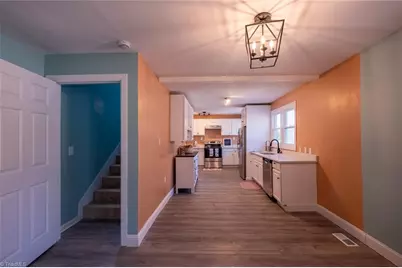 1916 New Garden Road, Greensboro, NC 27410 - Photo 15