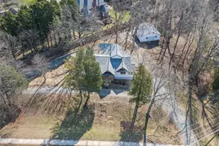 1916 New Garden Rd, Greensboro, NC 27410 - Photo 5