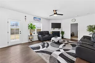 1975 Watkins Landing Dr, Kernersville, NC 27284 - Photo 27