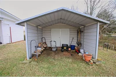 3205 London Road, Greensboro, NC 27405 - Photo 15