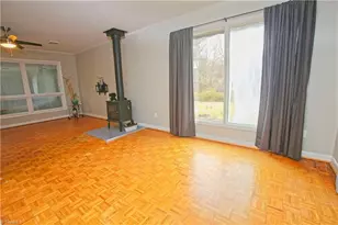 3205 London Rd, Greensboro, NC 27405 - Photo 5