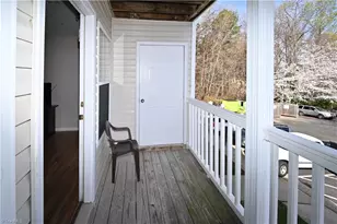 905 Hanahan Ct, Greensboro, NC 27409 - Photo 21
