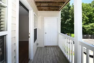 905 Hanahan Ct, Greensboro, NC 27409 - Photo 21