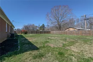 300 Abbotts Ave, Lexington, NC 27292 - Photo 27