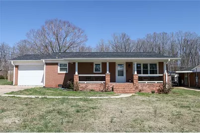 300 Abbotts Avenue, Lexington, NC 27292 - Photo 1