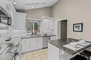 1283 Westminster Dr, High Point, NC 27262 - Photo 9