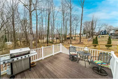 208 Triplett Street, Jonesville, NC 28642 - Photo 5