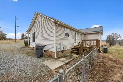 1502 Gibbs Road, Reidsville, NC 27320 - Photo 23