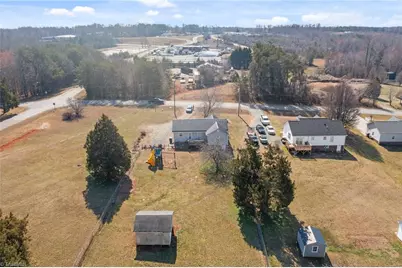 1502 Gibbs Road, Reidsville, NC 27320 - Photo 31