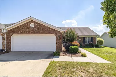 3920 Cloverwood Meadow Lane, High Point, NC 27265 - Photo 3