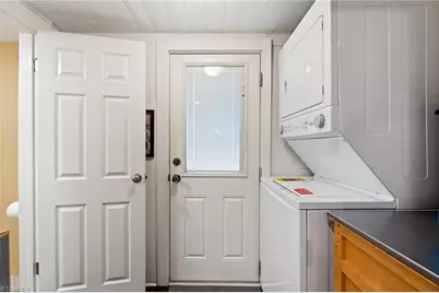 4015 Pleasant Garden Road, Greensboro, NC 27406 - Photo 23