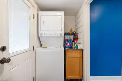 4015 Pleasant Garden Road, Greensboro, NC 27406 - Photo 21