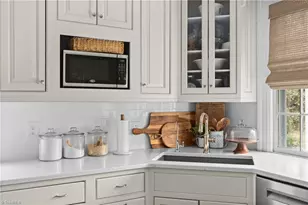 417 Hillcrest Dr, High Point, NC 27262 - Photo 11