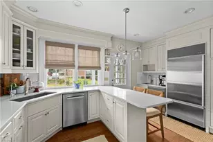 417 Hillcrest Dr, High Point, NC 27262 - Photo 9