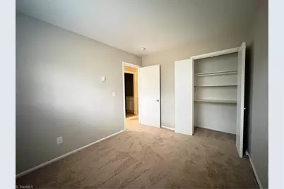 3125 Kilkenny Avenue, Greensboro, NC 27406 - Photo 9