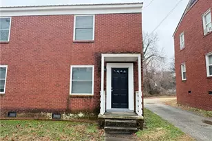 711 Chestnut Dr, High Point, NC 27262 - Photo 1