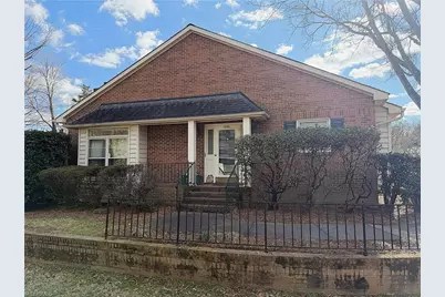 1806 Oakcrest Court, Winston-Salem, NC 27106 - Photo 3