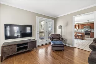 1713 Avenbury Ct, Kernersville, NC 27284 - Photo 9