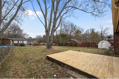 2311 Four Seasons Boulevard, Greensboro, NC 27407 - Photo 33