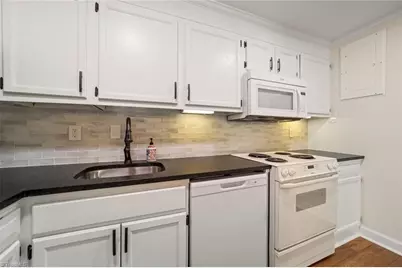 1727 S Hawthorne Road, Winston-Salem, NC 27103 - Photo 19