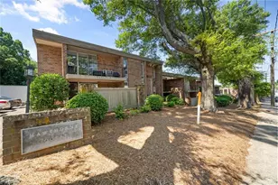 1727 S Hawthorne Rd, Winston-Salem, NC 27103 - Photo 1