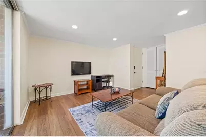 1727 S Hawthorne Road, Winston-Salem, NC 27103 - Photo 7