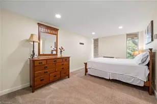 1727 S Hawthorne Rd, Winston-Salem, NC 27103 - Photo 21