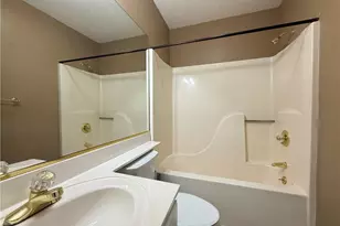 928 Heatherstone Dr, Winston-Salem, NC 27104 - Photo 17